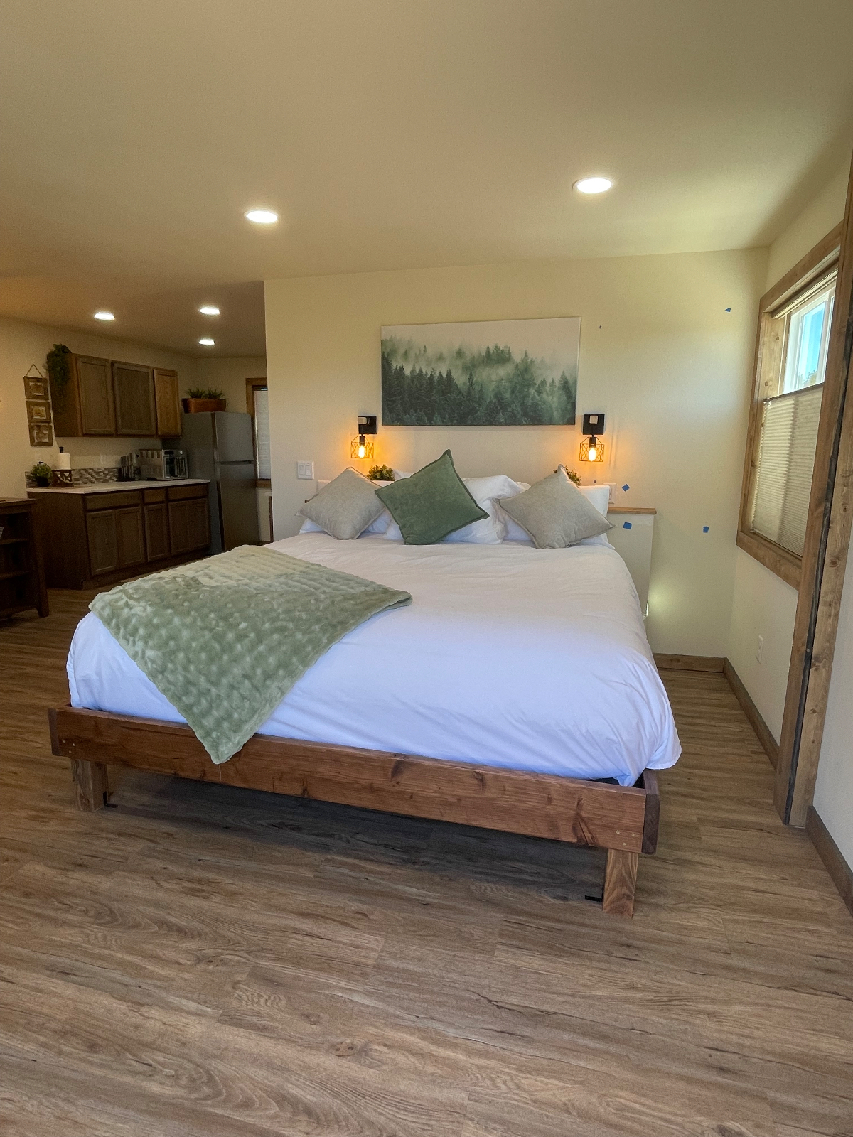Brand New Studio with Mountain Views - Photo 4