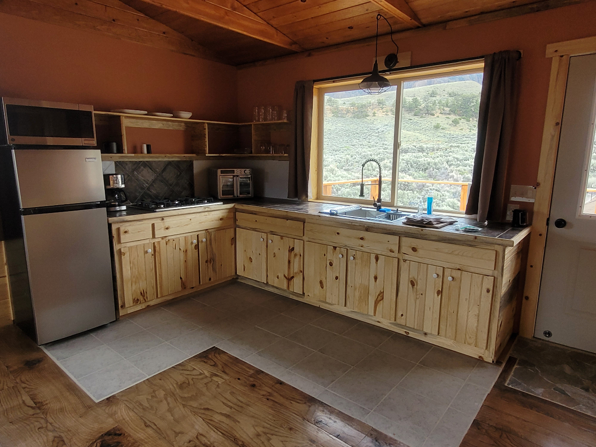 Red Rocks Suite at the Go Away Ranch - Photo 2