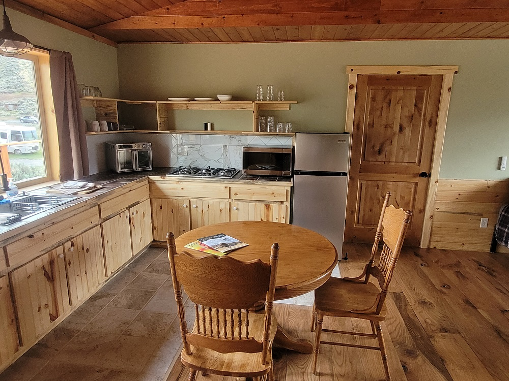 Red Rocks Suite at the Go Away Ranch - Photo 2