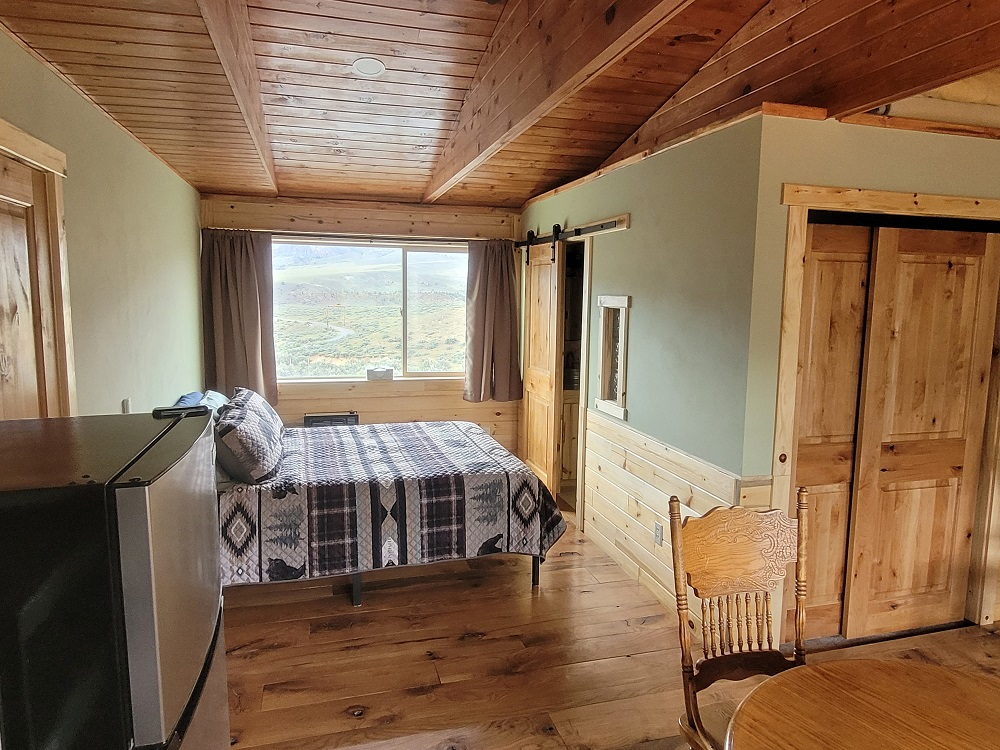 Red Rocks Suite at the Go Away Ranch - Photo 3