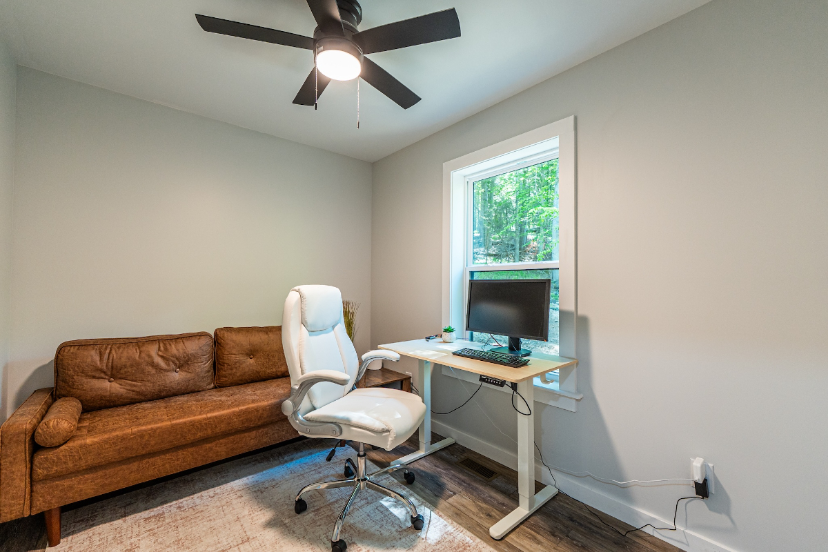 Modern 2BD, 2BA with Office - Photo 3