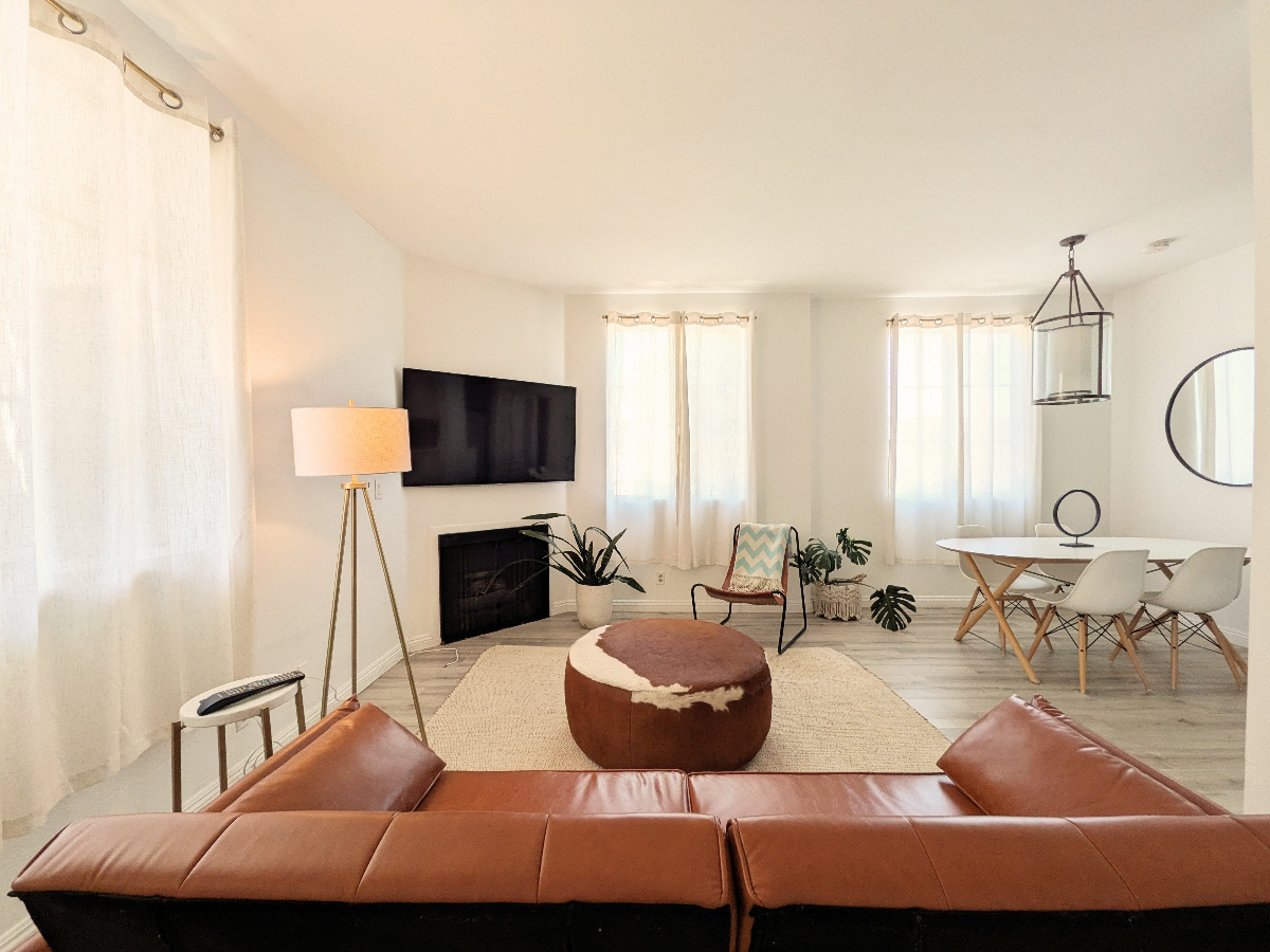 Bright Serene Furnished Corner Suite | High Ceilings | Near UCLA - Photo 1