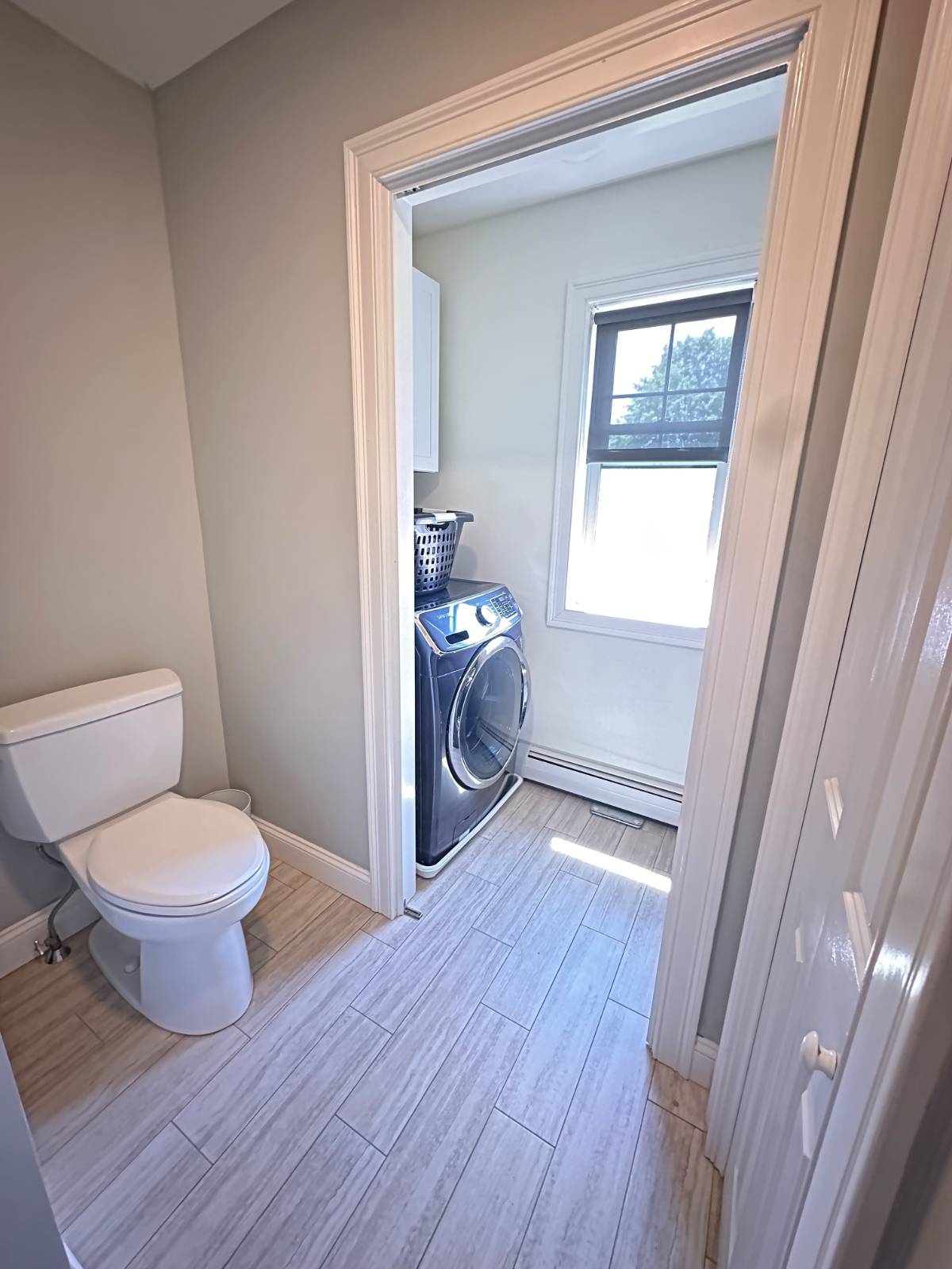 Cozy Haven-5 Corners Condo-Perfect Location! - Photo 4