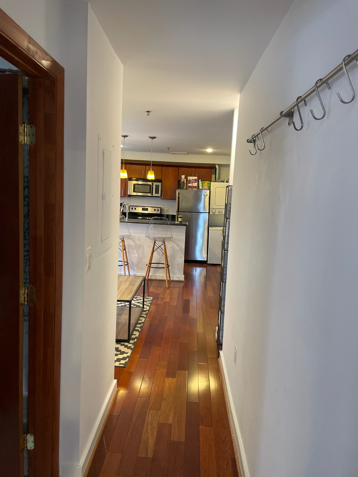 Cozy, remodeled 1 Bed 1 Bath - Photo 5