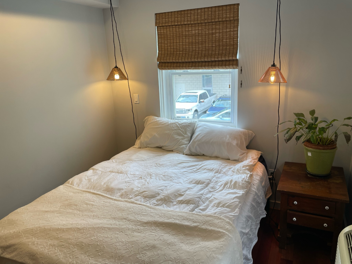 Cozy, remodeled 1 Bed 1 Bath - Photo 10