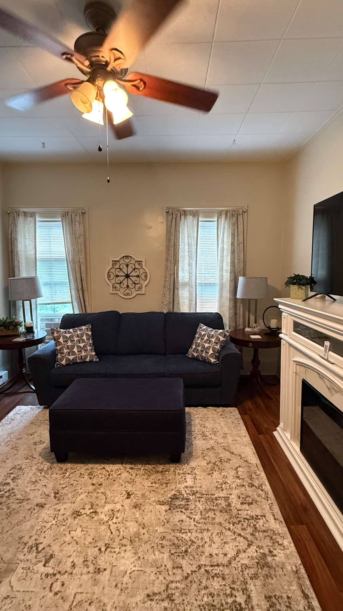 Refurbished First Floor Home Near CMAC, Canandaigua Lake, And Major Medical Centers - Photo 5