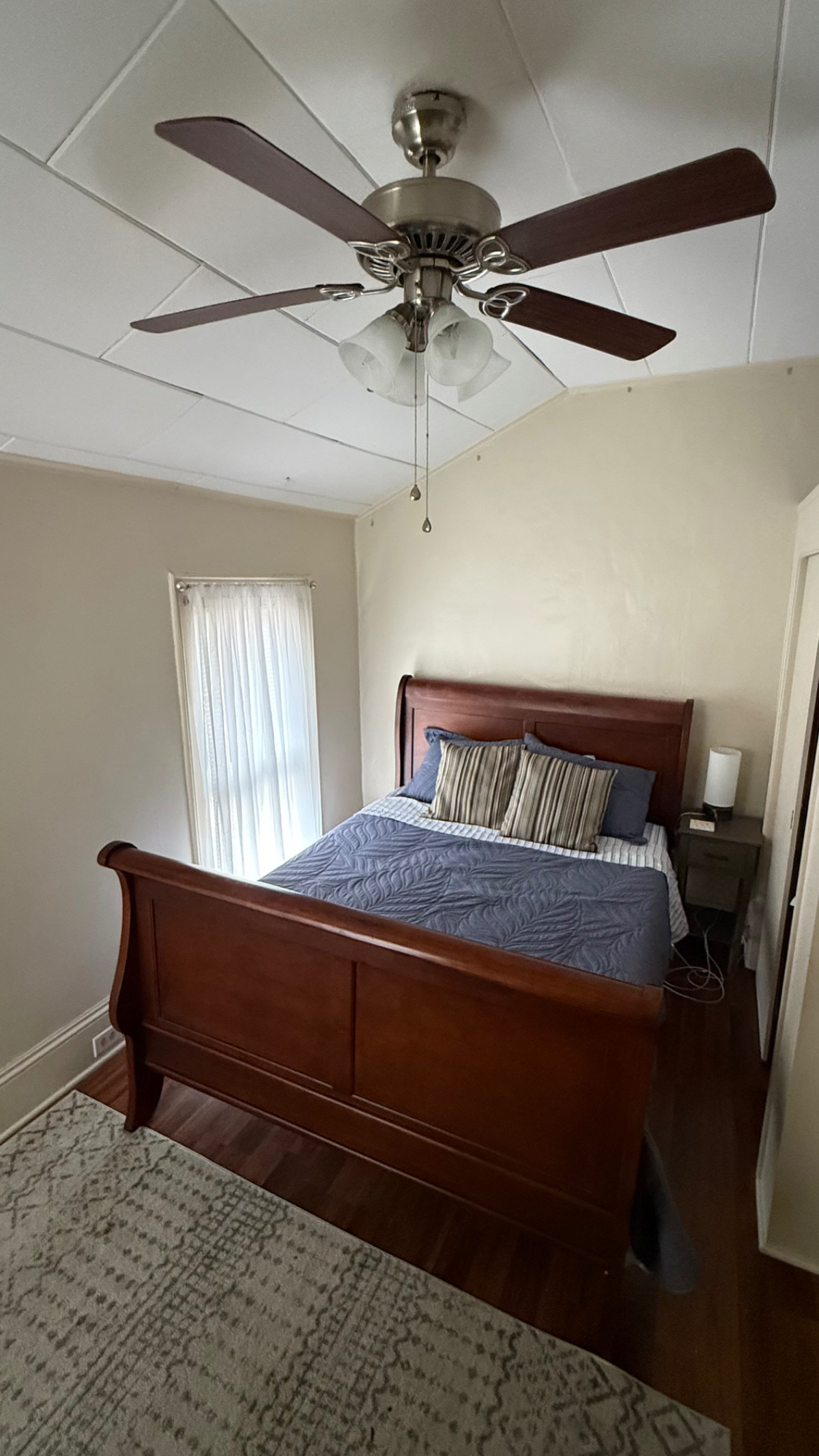 Refurbished First Floor Home Near CMAC, Canandaigua Lake, And Major Medical Centers - Photo 12