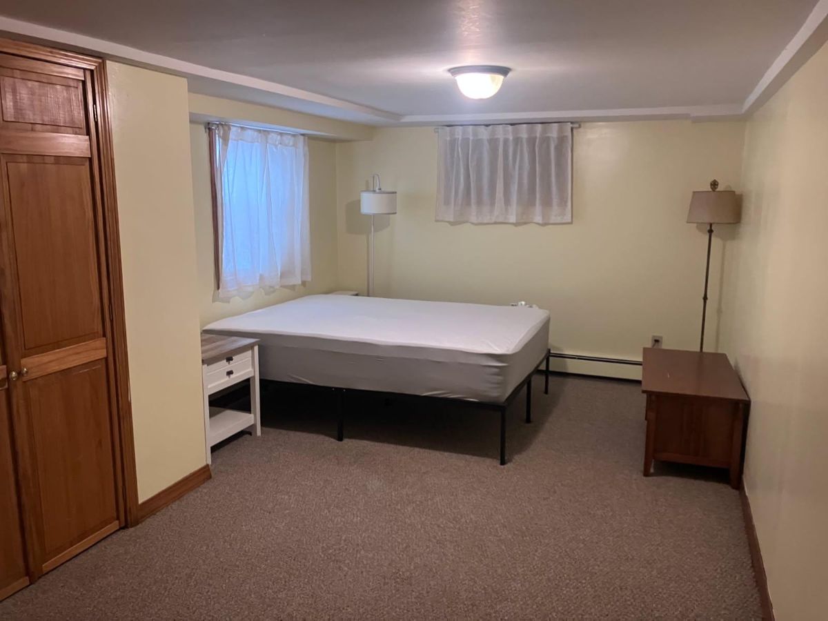 Large Private Apartment Near UVM Medical Center And Essex Experience - Photo 5