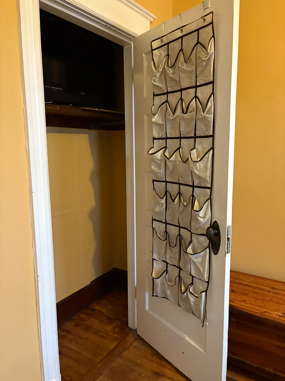 Very conveniently located Victorian - Federalist Style, Row house in DC.  Home -Away From  - Home! - Photo 8