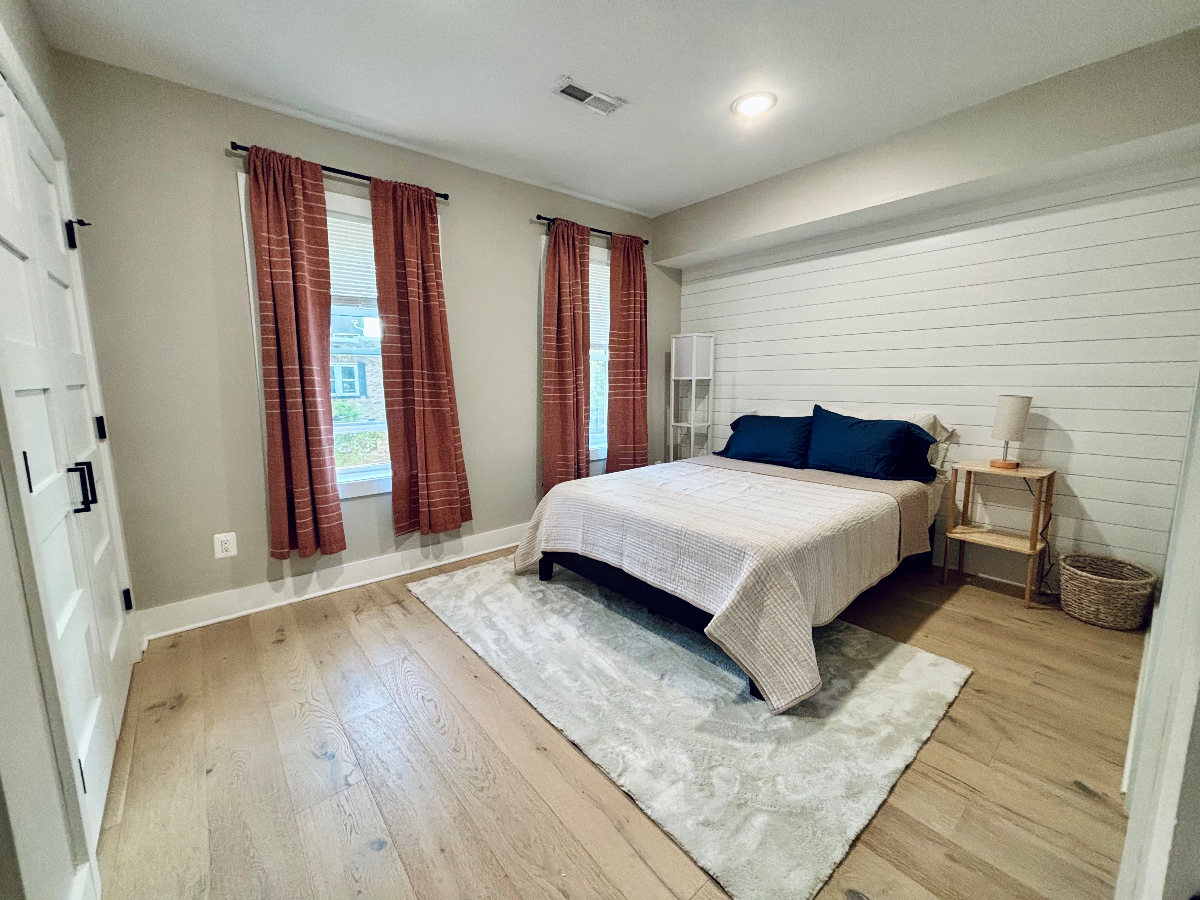 Modern 2BR Second-Floor Condo Near H St and Union Market - Photo 2