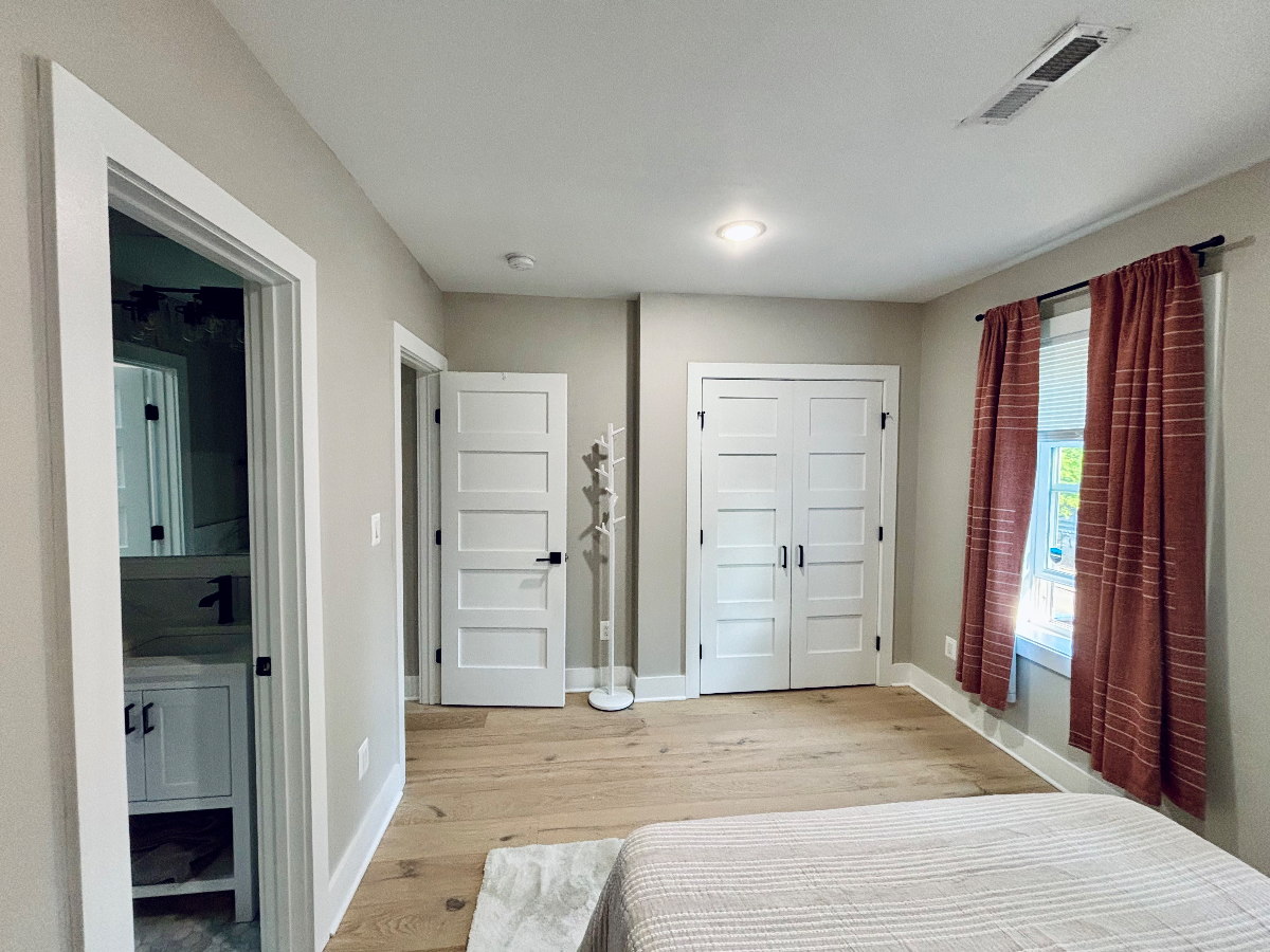 Modern 2BR Second-Floor Condo Near H St and Union Market - Photo 6