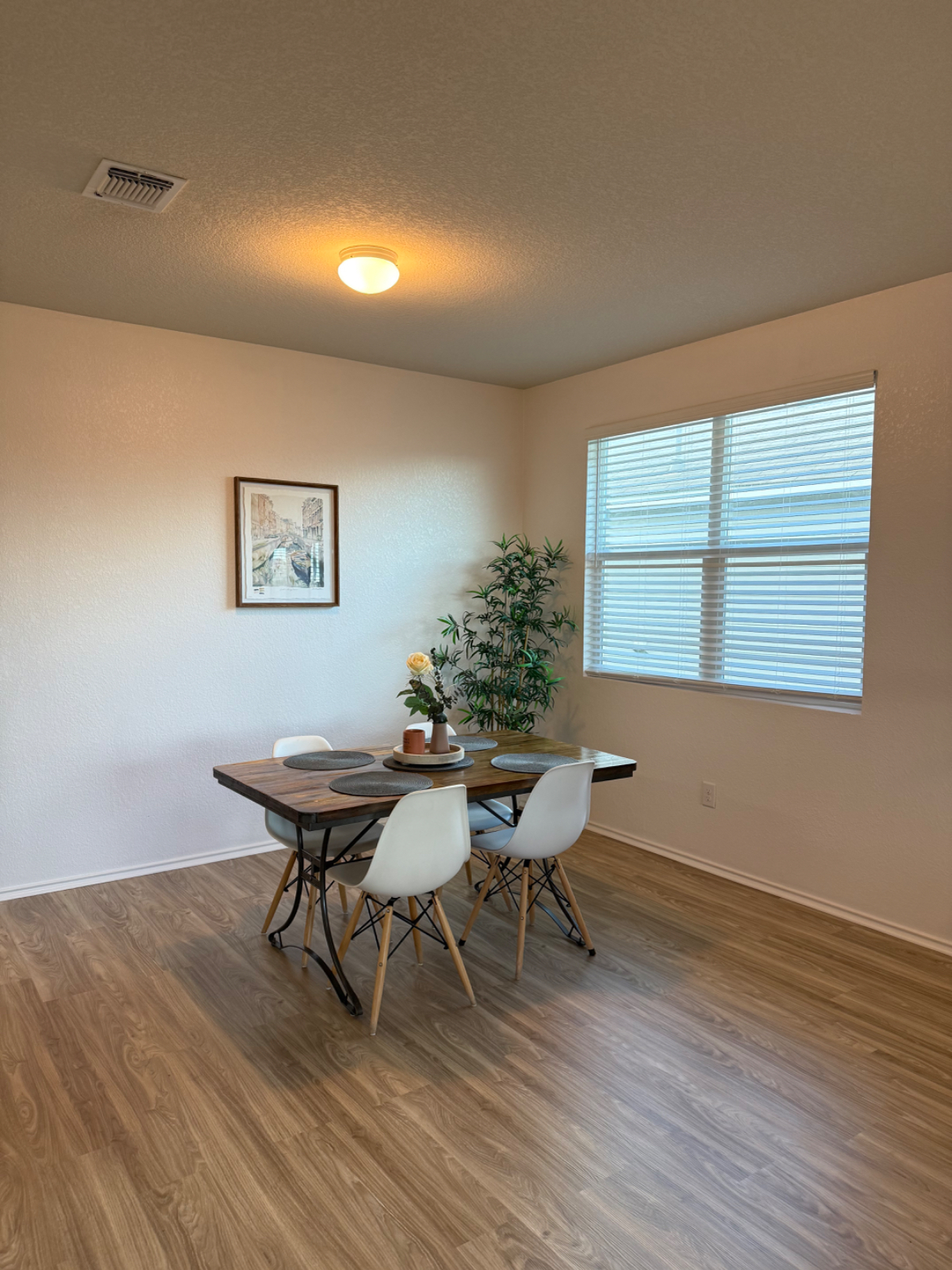 Move-In Ready Corporate Housing | Quiet Austin Neighborhood Near Tesla Gigafactory, COTA & Austin Ai - Photo 11
