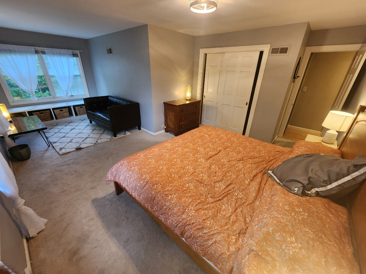 Private two bedroom apartment 1.5 miles UVM/Hospital, Spectacular views/location. - Photo 4