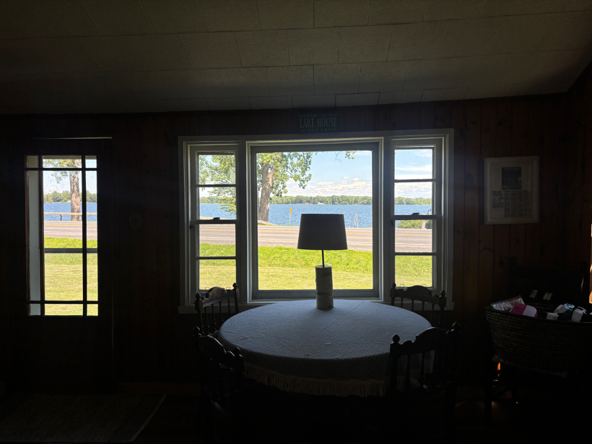 Small Cottage with Lakefront Access - Photo 2