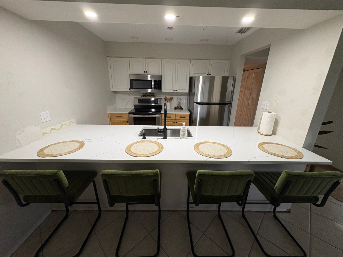 Charming Coastal Condo - Photo 5