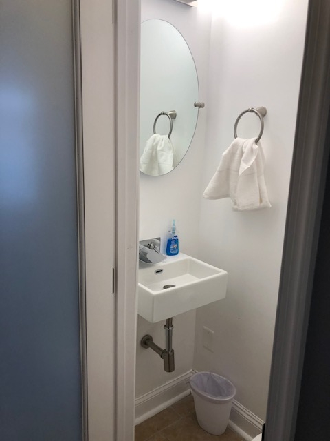 Fully Furnished 3BR/2.5BA Home Near Fort Totten Metro - Move-In Ready, All-Inclusive - Photo 7