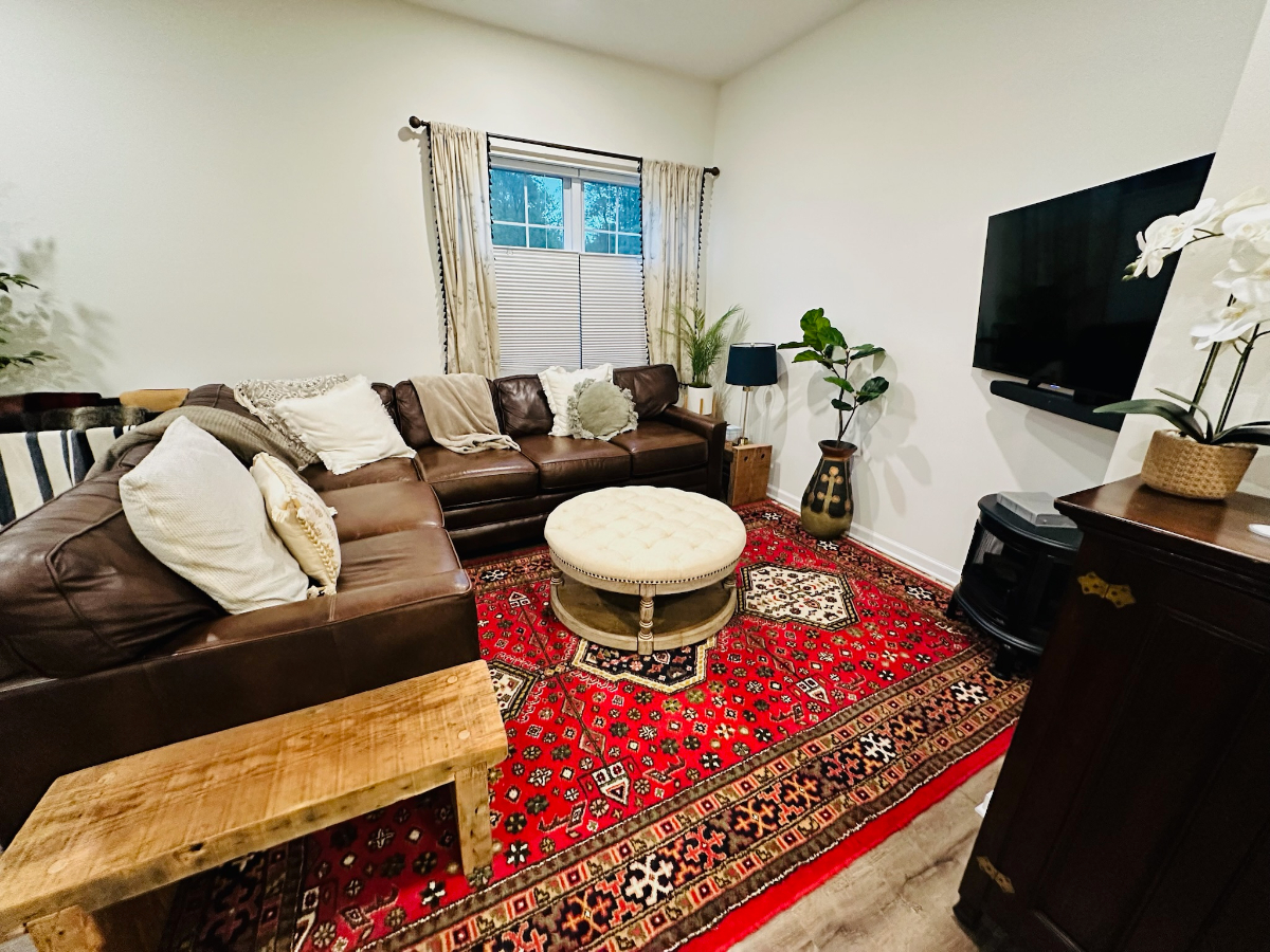Charming Home | Quiet Neighborhood | Travel Nurse Friendly - Photo 6