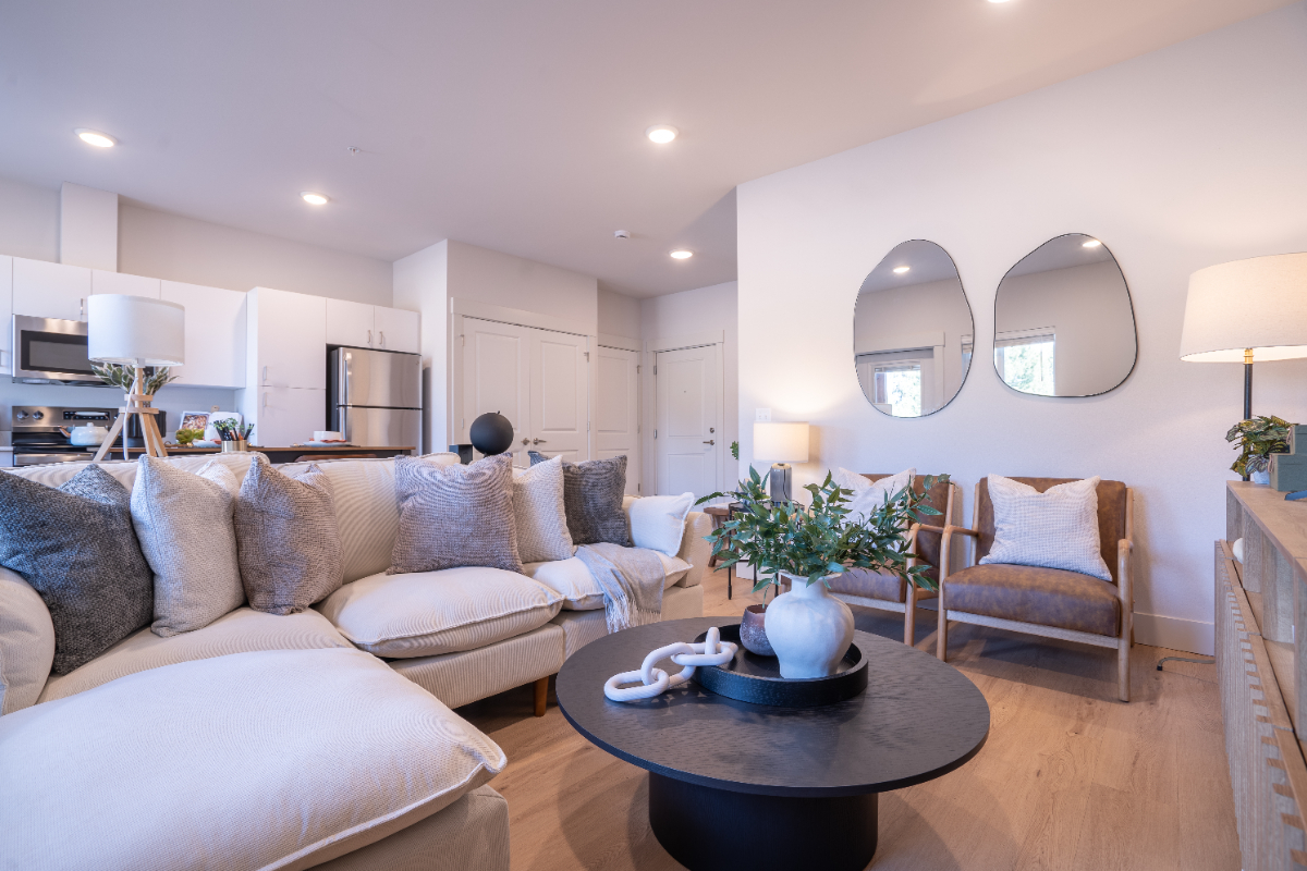Modern Mountain Living Community with 24/7 Fitness Center - Pet Friendly - Sauna - On-Site Dog Park-Clubhouse - Photo 3
