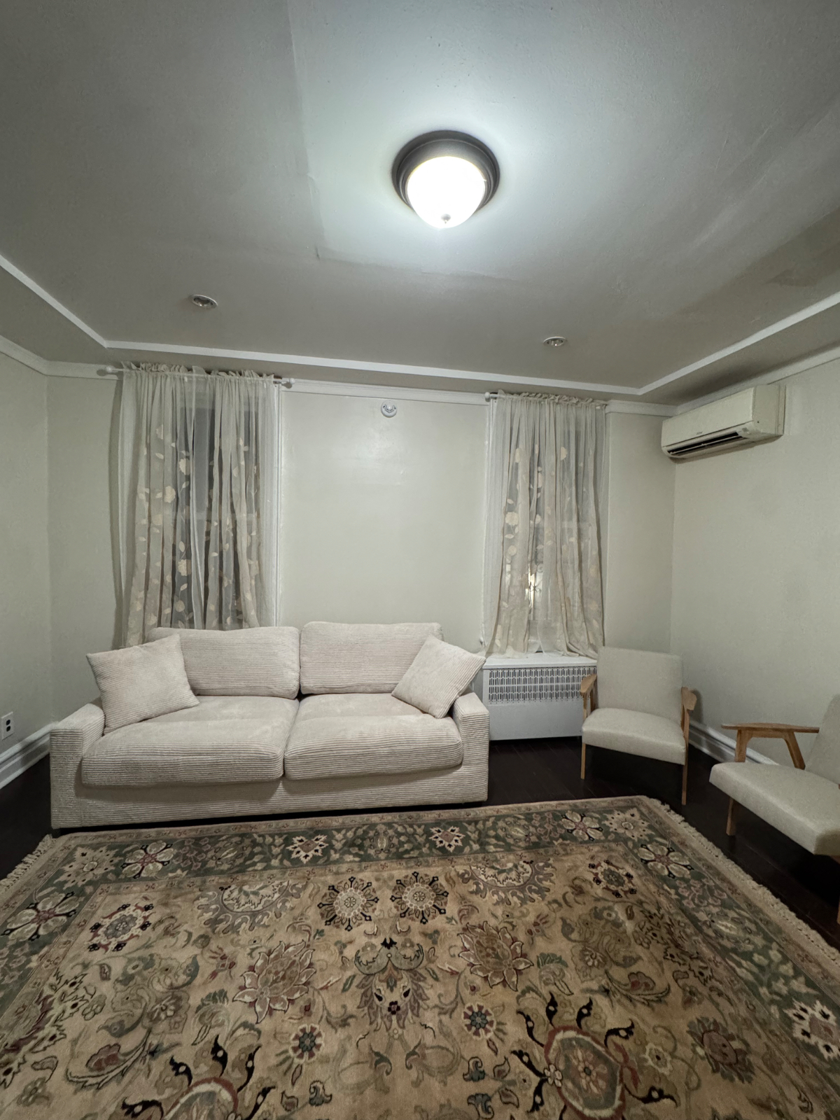 Sunny 2BR Near Kings County & SUNY Downstate - Photo 9