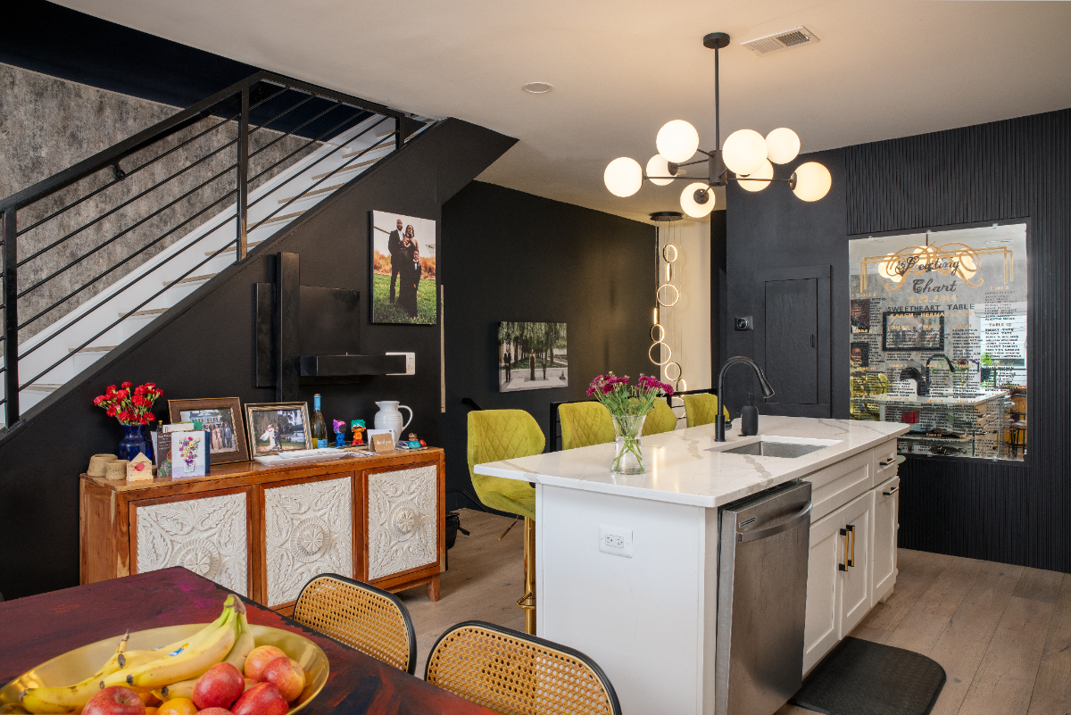 The Capitol Hideaway | Rooftop Penthouse with View - Photo 9