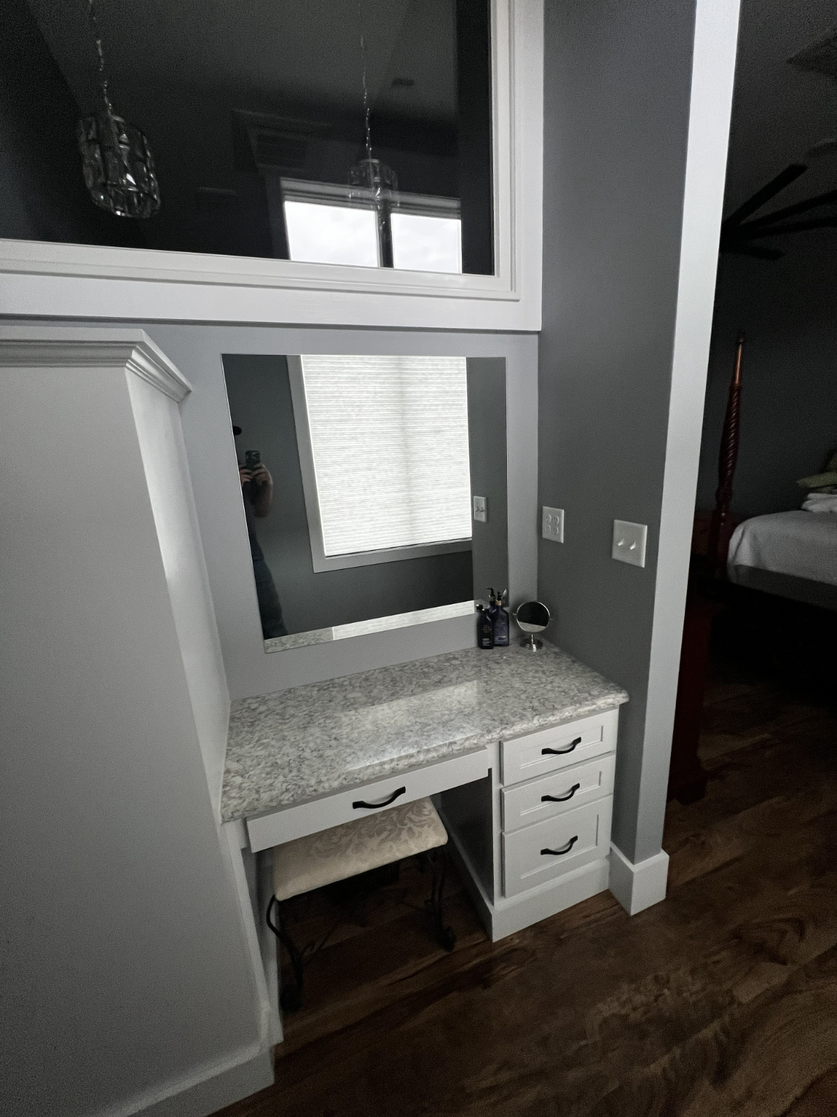 Beautiful Luxurious Modern Spacious Ground Level Apartment 2 Car Attached Garage - Photo 4