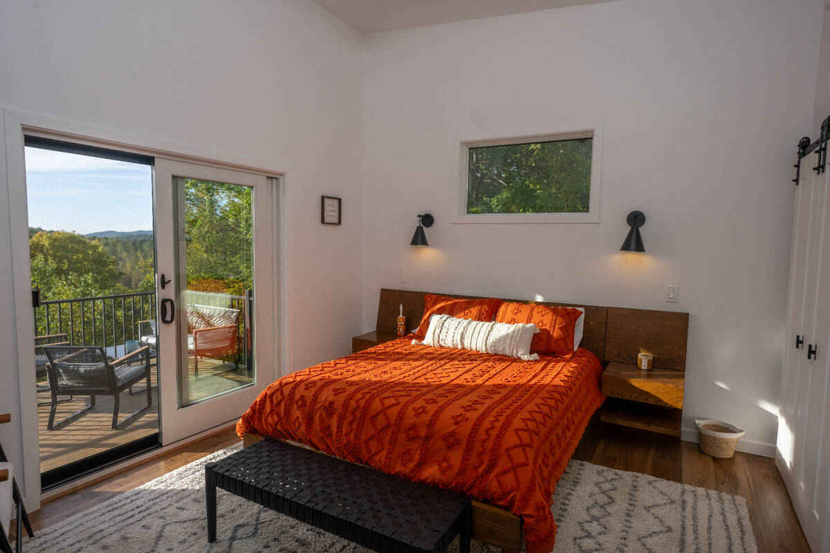 Panoramic Mountain Views| Private Retreat - Photo 8