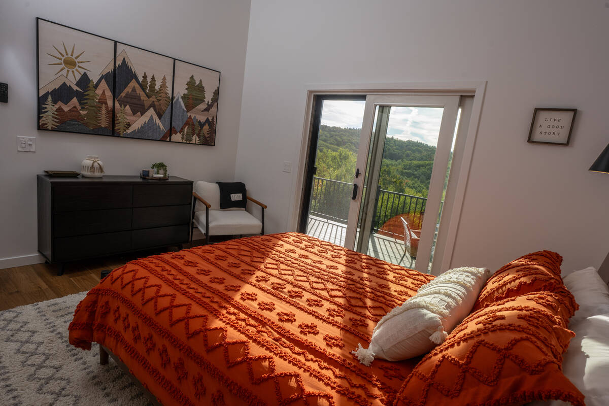 Panoramic Mountain Views| Private Retreat - Photo 9