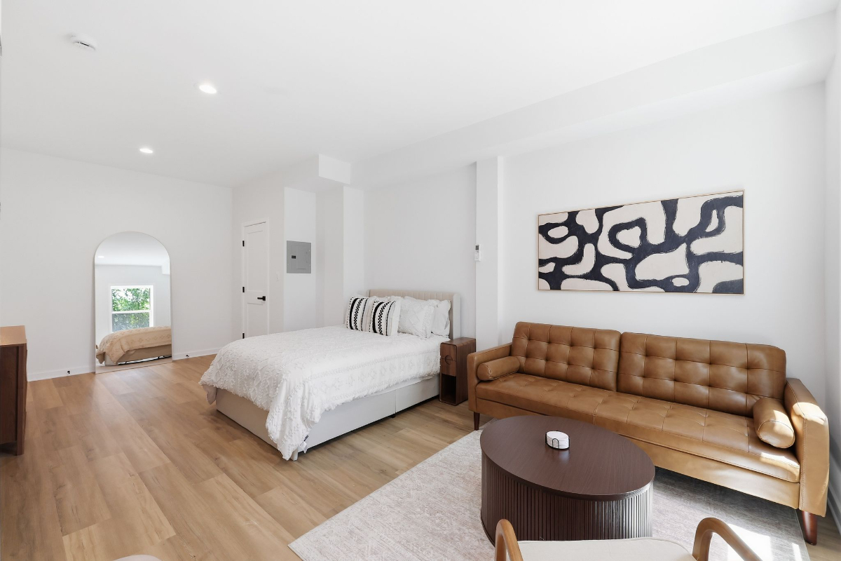 Furnished Studio on Capitol Hill | Utilities & WiFi Included | On-Site Laundry - Photo 9