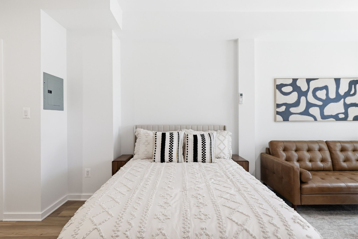 Furnished Studio on Capitol Hill | Utilities & WiFi Included | On-Site Laundry - Photo 11
