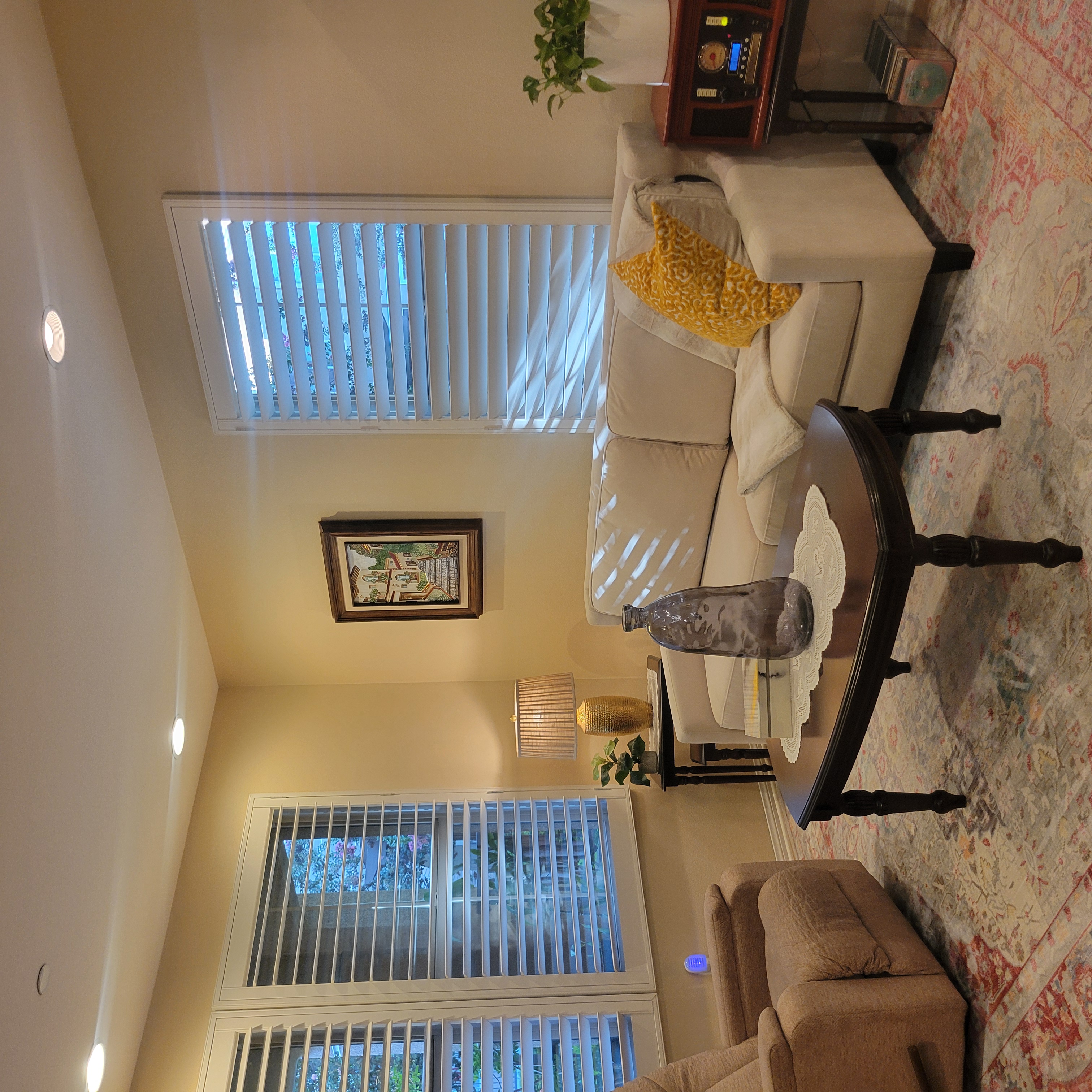 Furnished Condo W/ Modern Finishes, ADA Accessible And Exceptional Hospital Location - Photo 4