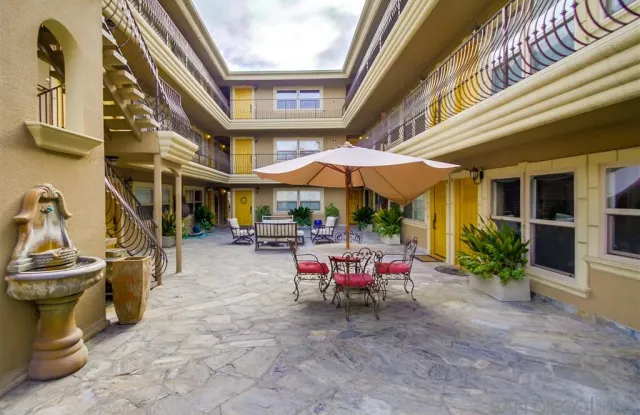 Elegant 1-Bedroom Condo 3 Blocks from the Beach! - Photo 6