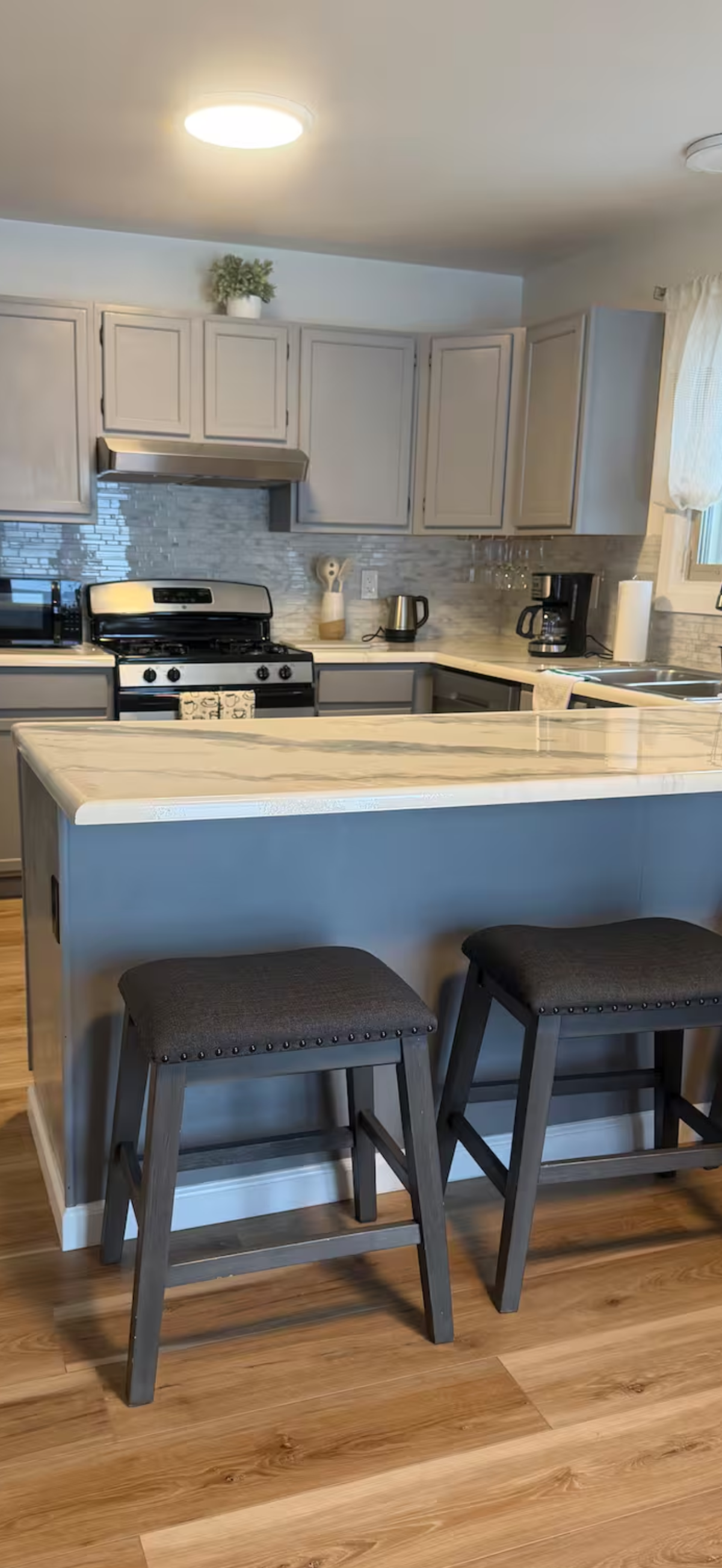 West Side Minutes to Airport 2Beds 1.5 bath airport townhouse - Photo 7