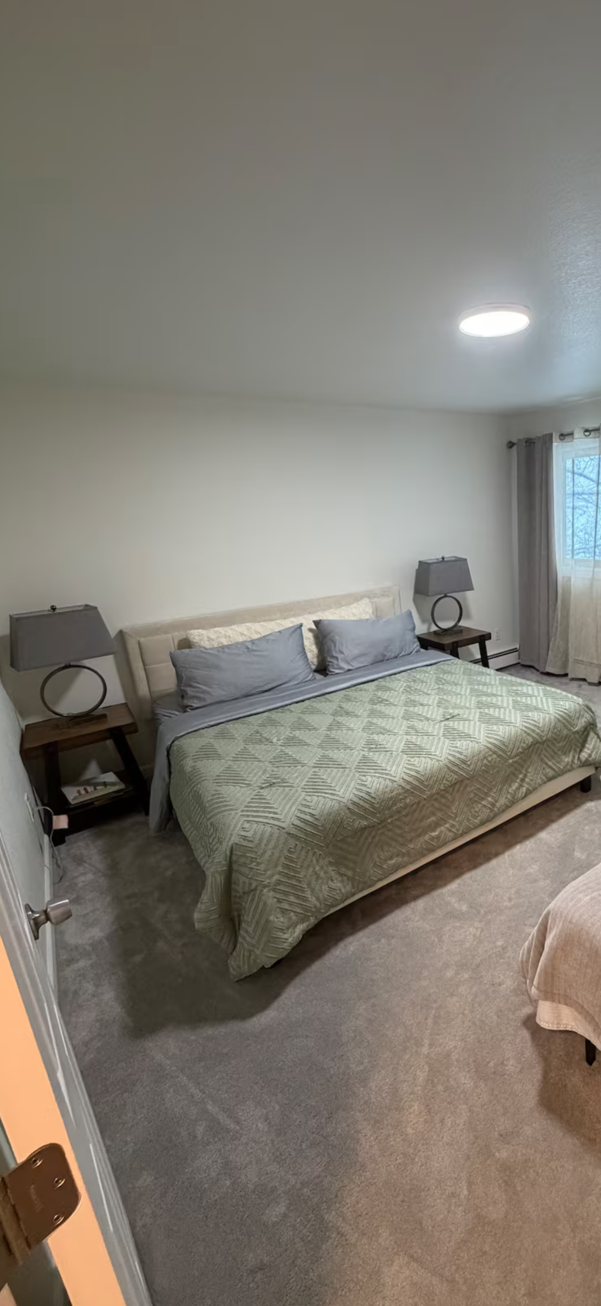 West Side Minutes to Airport 2Beds 1.5 bath airport townhouse - Photo 10