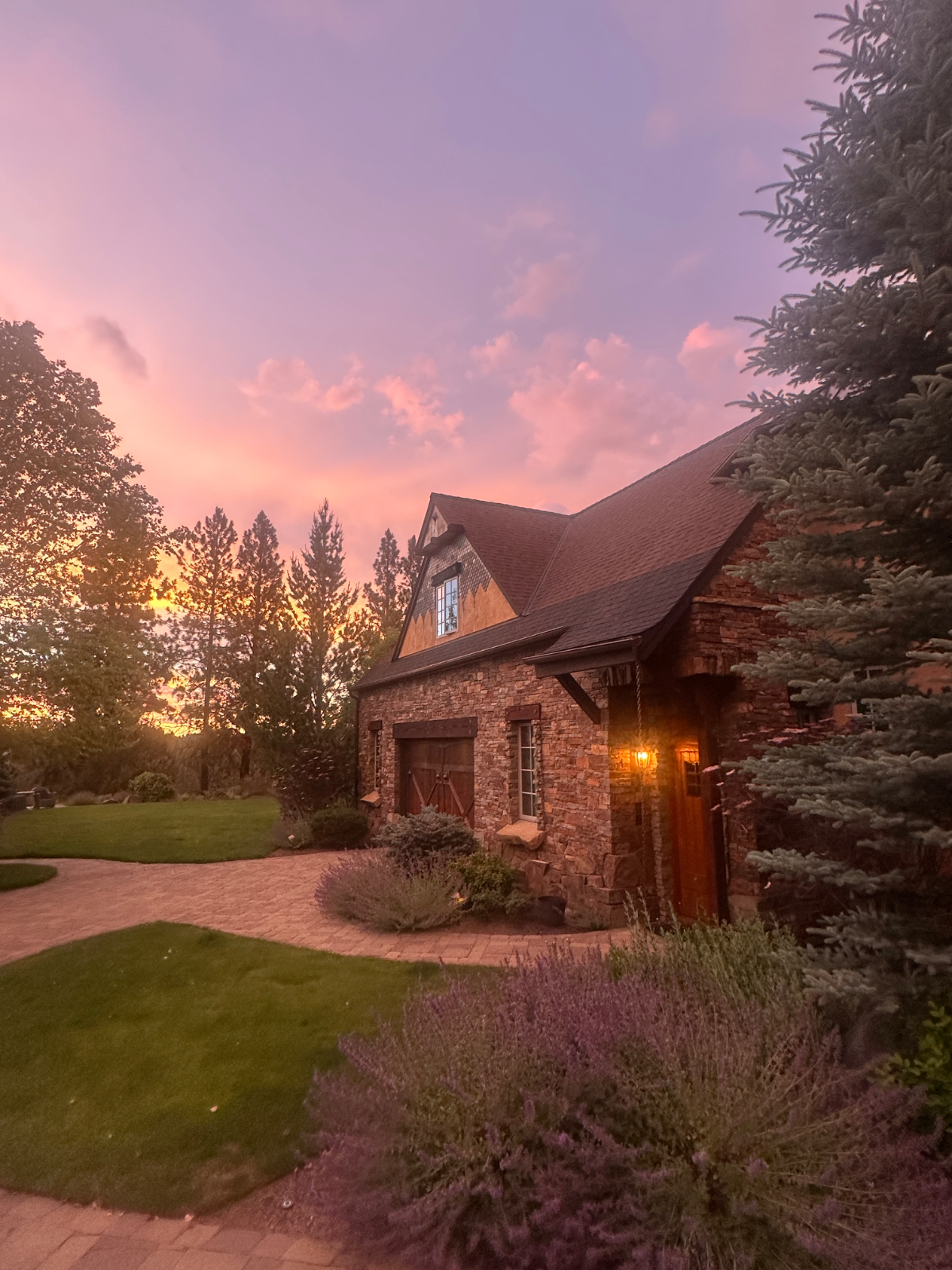 Luxury, Tranquil Cottage near the Deschutes River Trail - Photo 4