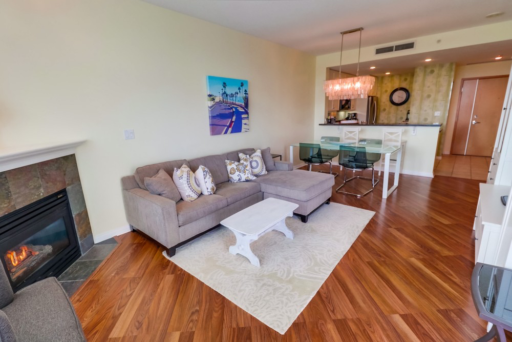2B 2B Downtown Living with Quiet Residential Feel - Photo 5