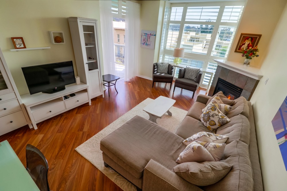 2B 2B Downtown Living with Quiet Residential Feel - Photo 6