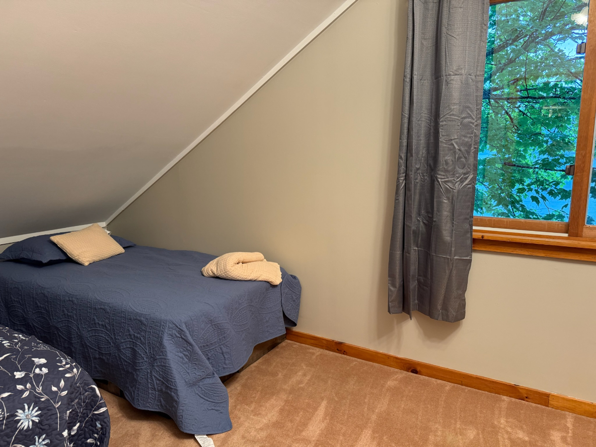 Cozy On the water getaway-Woodbury Lake Home - Photo 8
