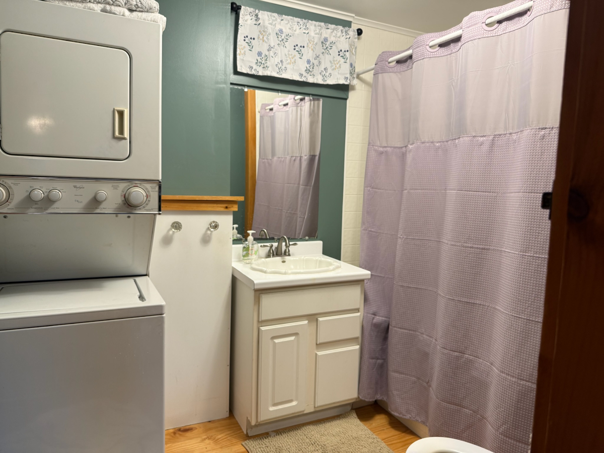 Cozy On the water getaway-Woodbury Lake Home - Photo 12