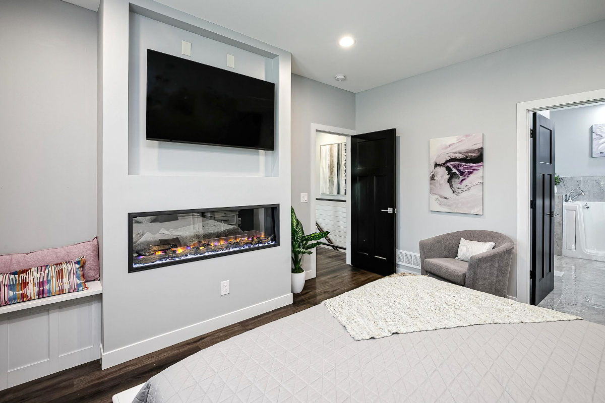 Fox Run Villa - NEW Build 3 bed, 3 bath, Golf Course nearby - Photo 12