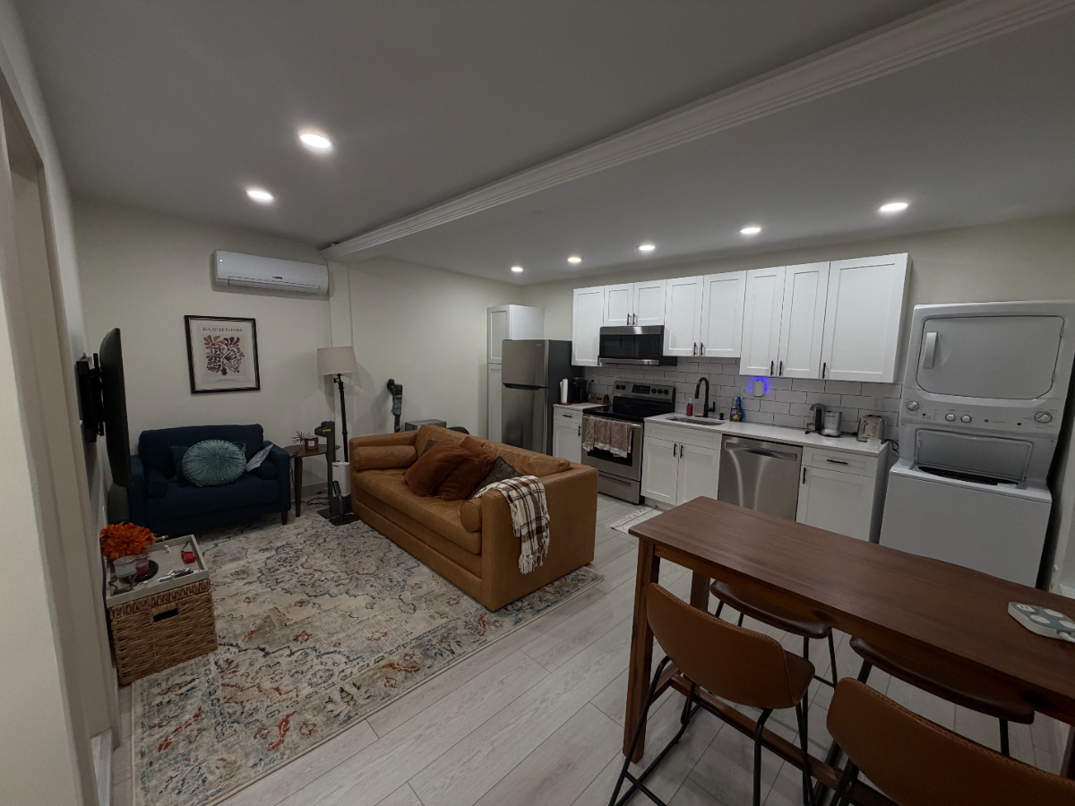 Charming Furnished Rental in 16th Street Heights - Photo 2