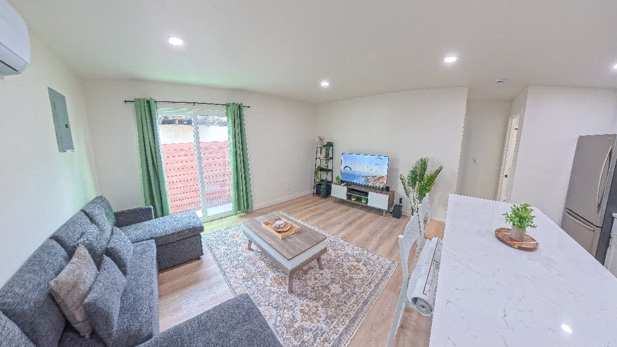 Renovated 1BR Near Balboa Naval Medical, Kaiser Zion + Scripps | Fast Fiber + Parking - Photo 6