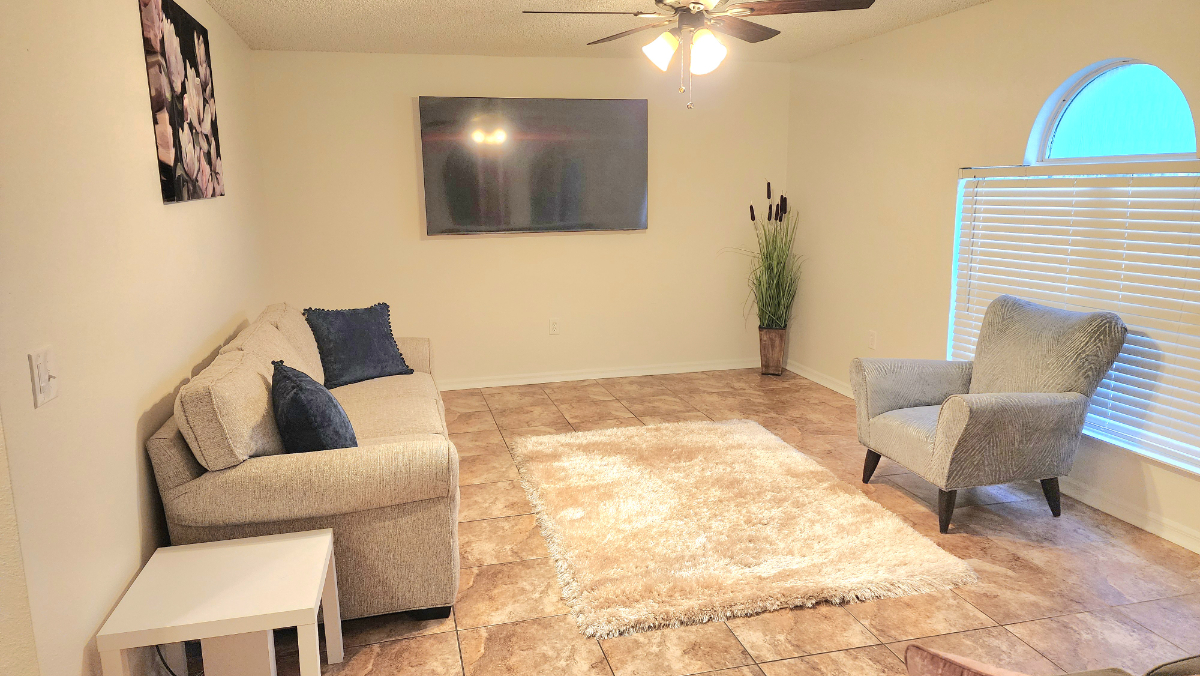 Home Westside near Orange Park & Oakleaf - Photo 4