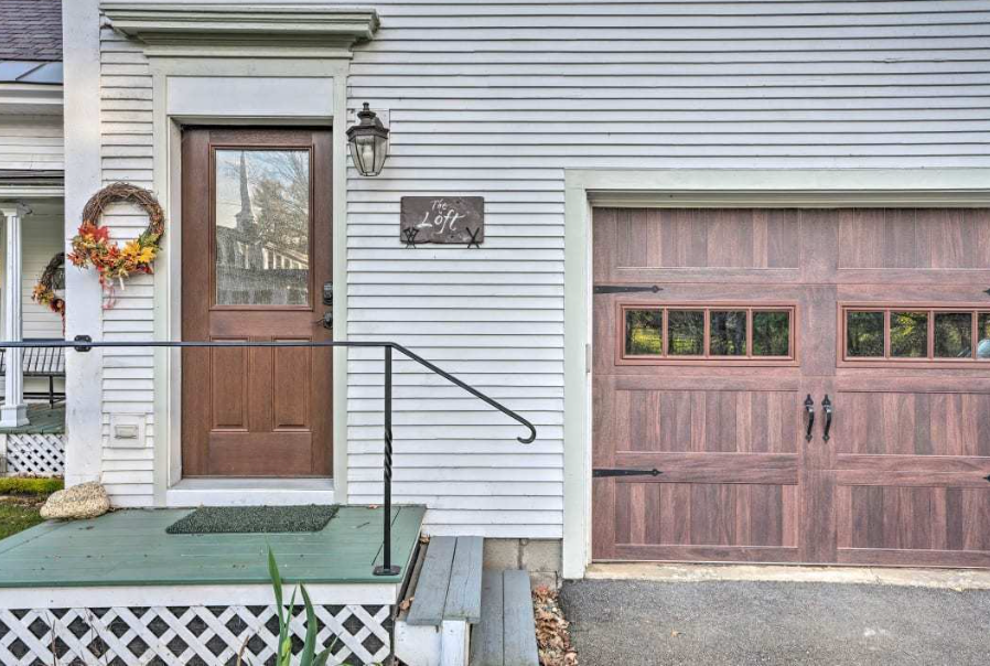 The Loft at Hobble Inn, located over the carriage barn. - Photo 3