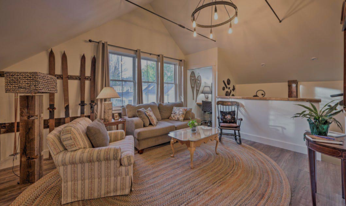 The Loft at Hobble Inn, located over the carriage barn. - Photo 5