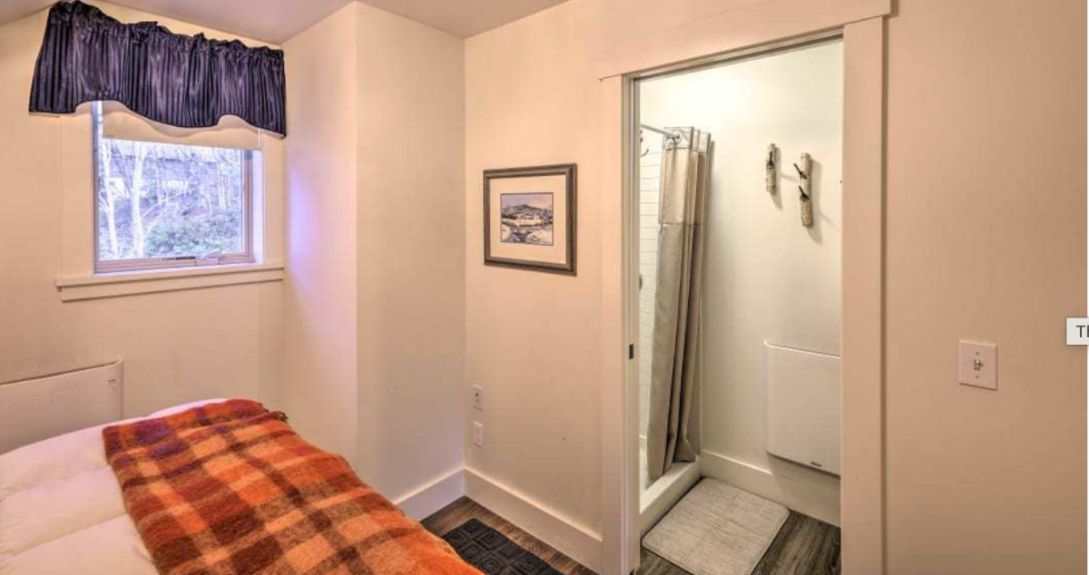 The Loft at Hobble Inn, located over the carriage barn. - Photo 12