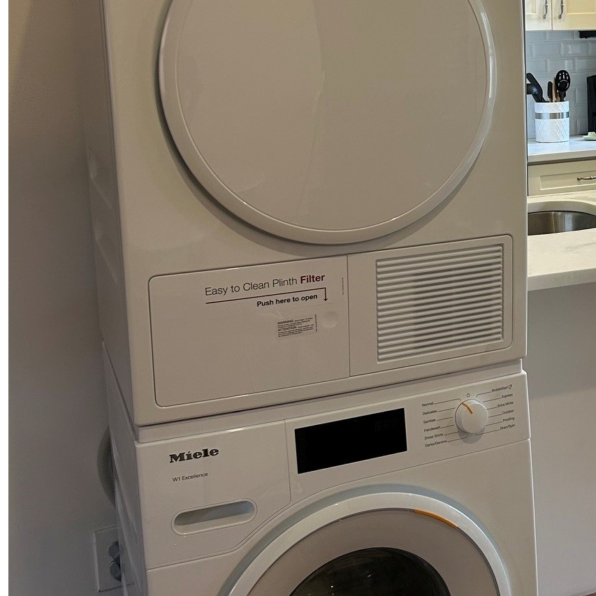 Designer Stuy-Hghts Brownstone 1 BR | A/C, Laundry & Pet Friendly - Photo 5