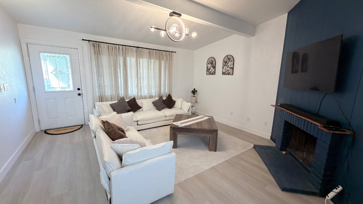 Modern 2BR Retreat w/ Patio & Garage - Photo 1