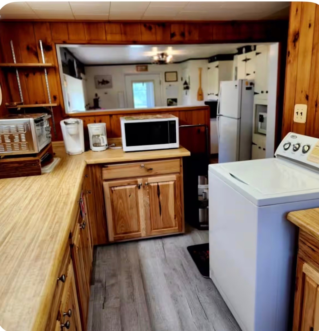 Peaceful 50-Acre Retreat | Fully Furnished | Nature & Privacy - Photo 2