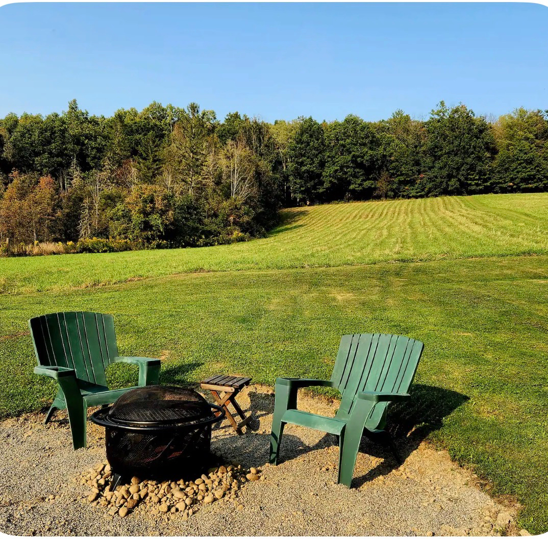 Peaceful 50-Acre Retreat | Fully Furnished | Nature & Privacy - Photo 7