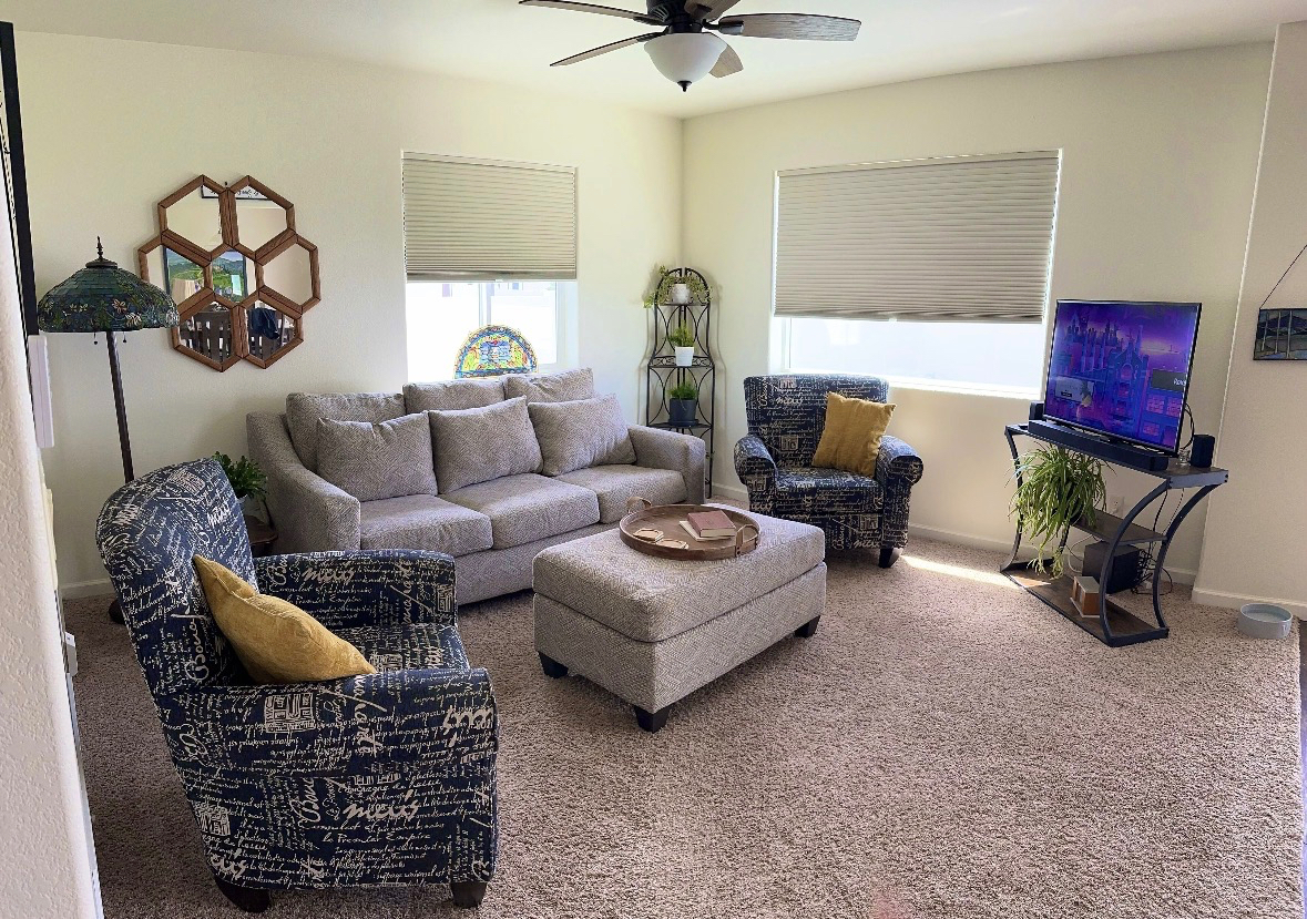 Perfect for traveling nurses, military short term fully furnished, utilities paid flexible lease - Photo 2